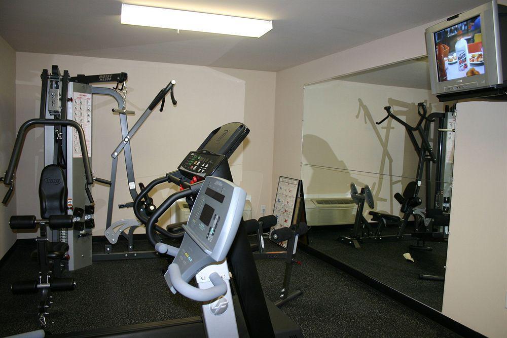 Intown Suites Extended Stay Select Hampton Va 外观 照片