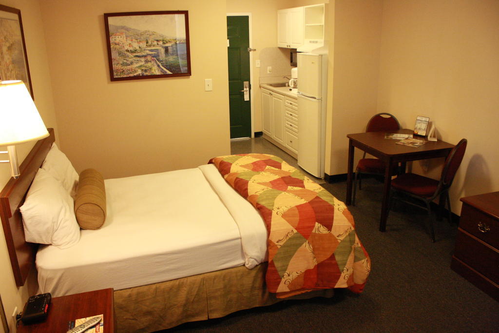 Intown Suites Extended Stay Select Hampton Va 客房 照片