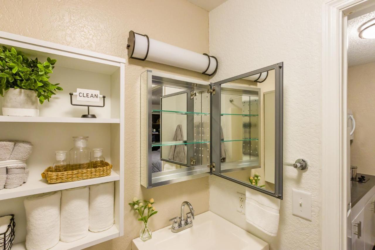 Intown Suites Extended Stay Select Hampton Va 外观 照片
